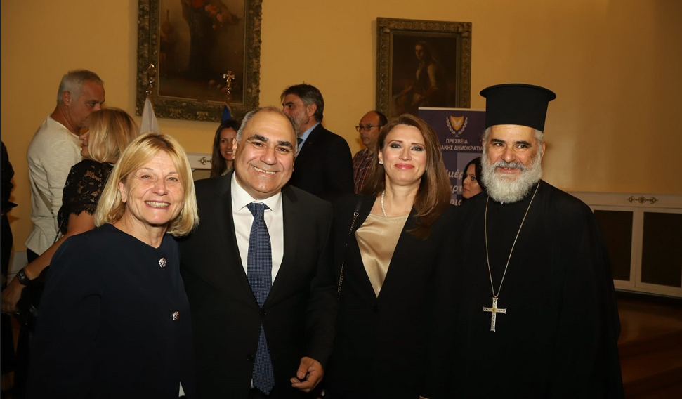 Η Επιτροπή στην δεξίωση της Πρεσβείας για την 66η επέτειο της ανεξαρτησίας της Κύπρου